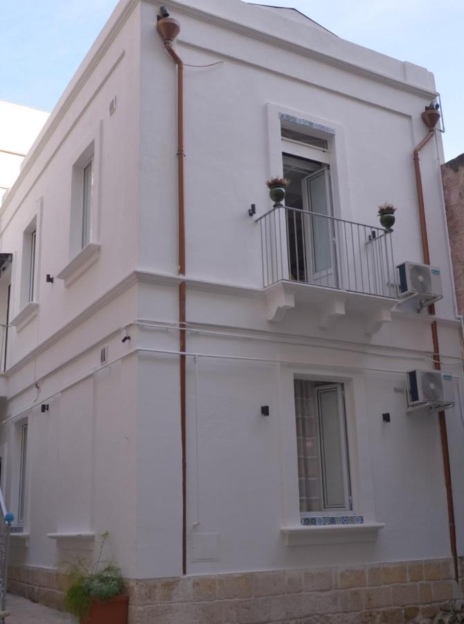 טאראנטו The Court Suites & Spa מראה חיצוני תמונה